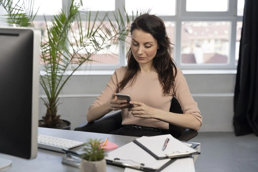 business-woman-work